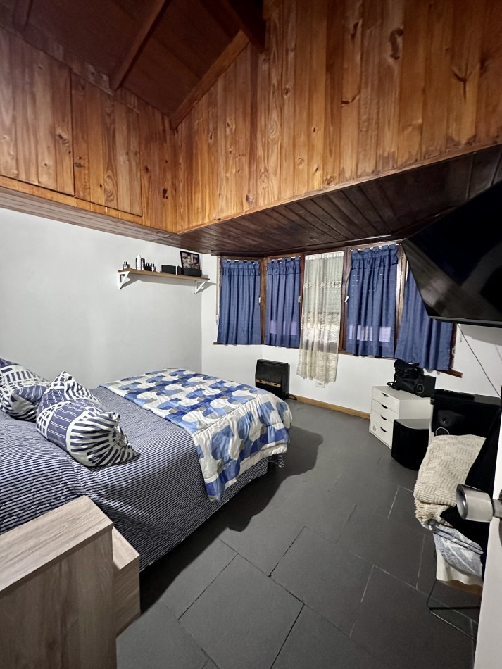 Venta dos casas en Block de dos y tres ambientes