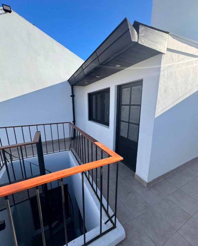 Casa tipo PH 3 ambientes San Jose 