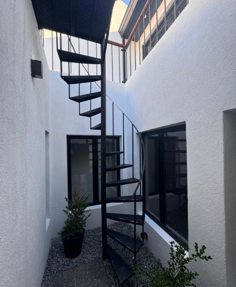 Casa tipo PH 3 ambientes San Jose 
