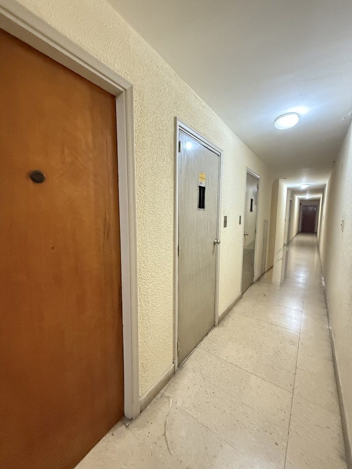 Departamento monoambiente a la calle