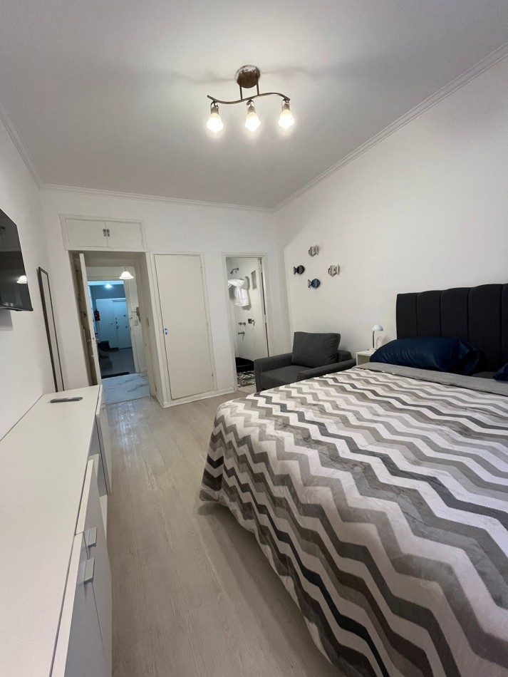 Departamento monoambiente a la calle 