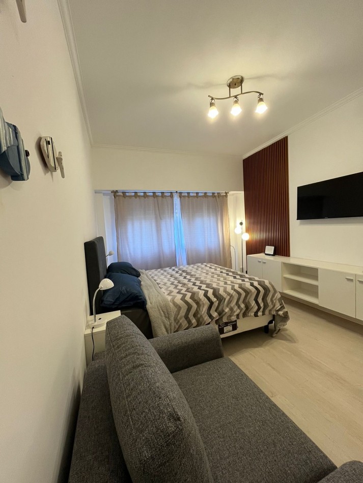 Departamento monoambiente a la calle 