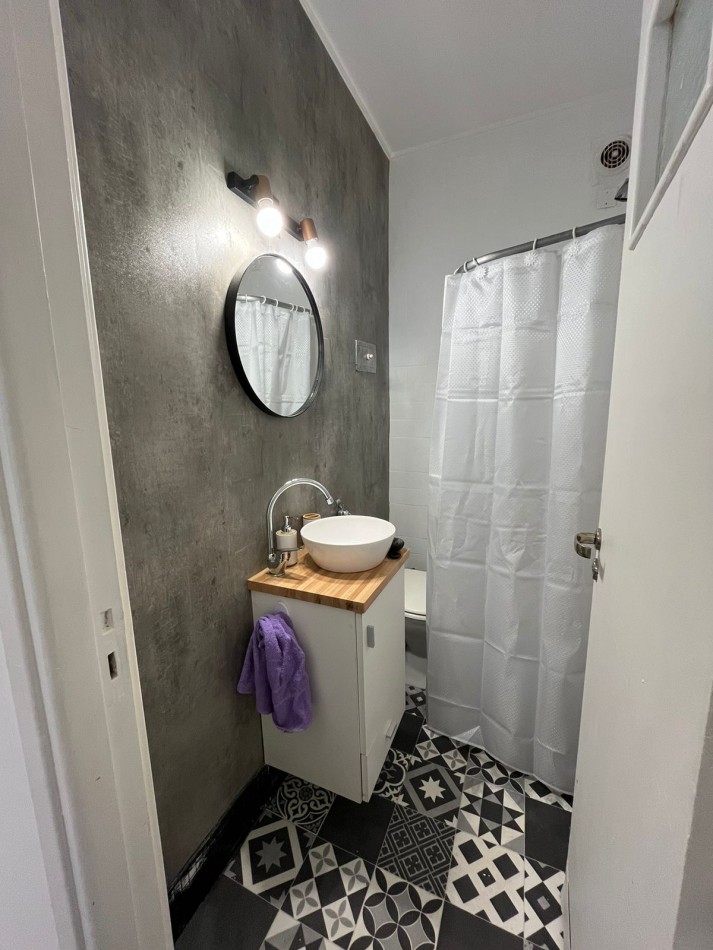 Departamento monoambiente a la calle 