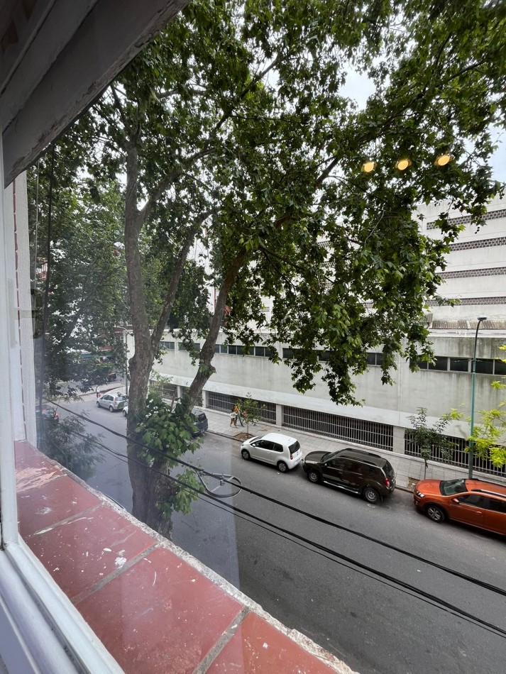 Departamento monoambiente a la calle 