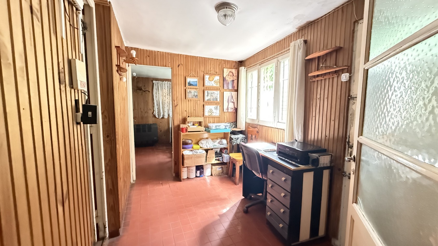 Casa de 4 ambientes a reciclar lote propio 