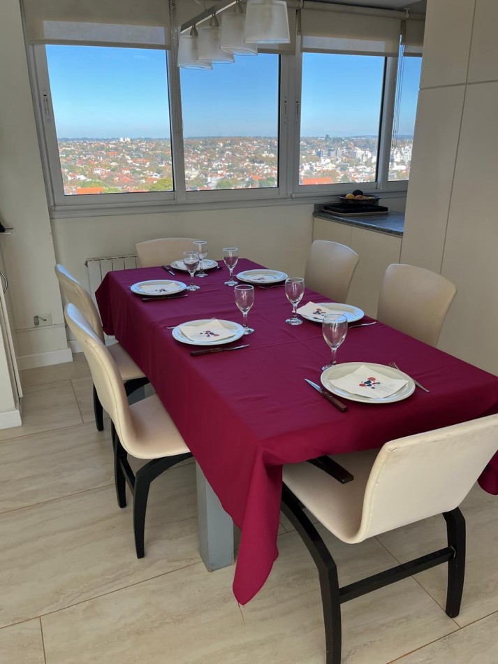 Departamento tres ambientes reciclado  con vista al mar 