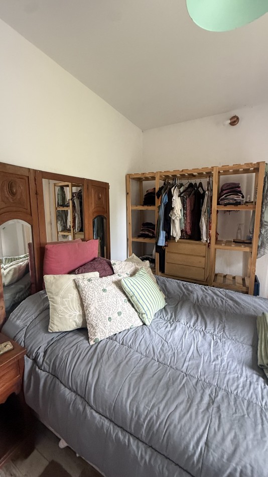 Casa en venta con pileta y parque 