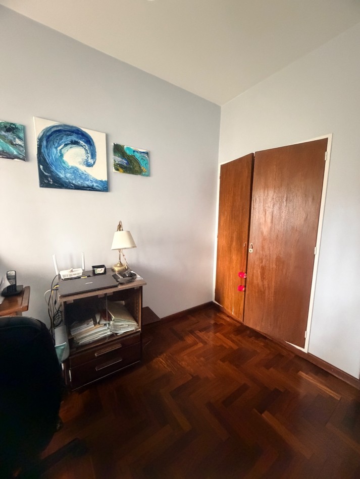 Departamento 4 ambientes a la calle 