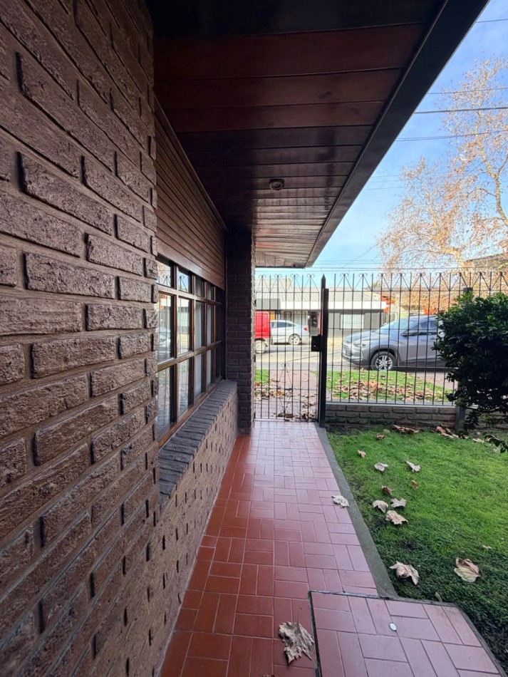 Casa 4 ambientes 