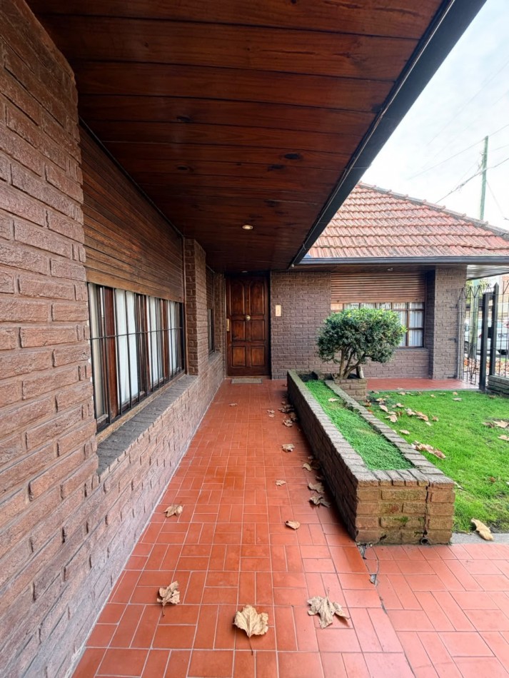 Casa 4 ambientes 