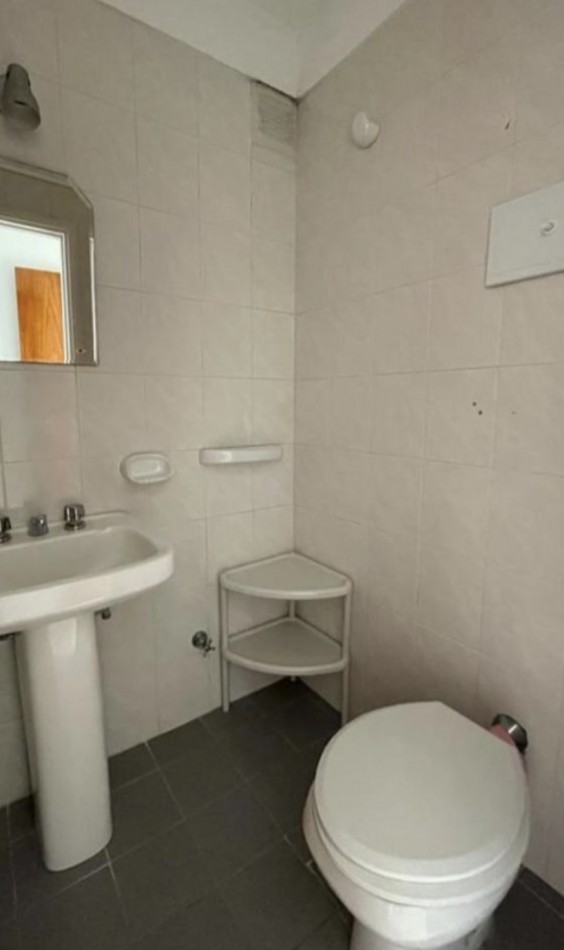 Departamento 4 ambientes con cochera 
