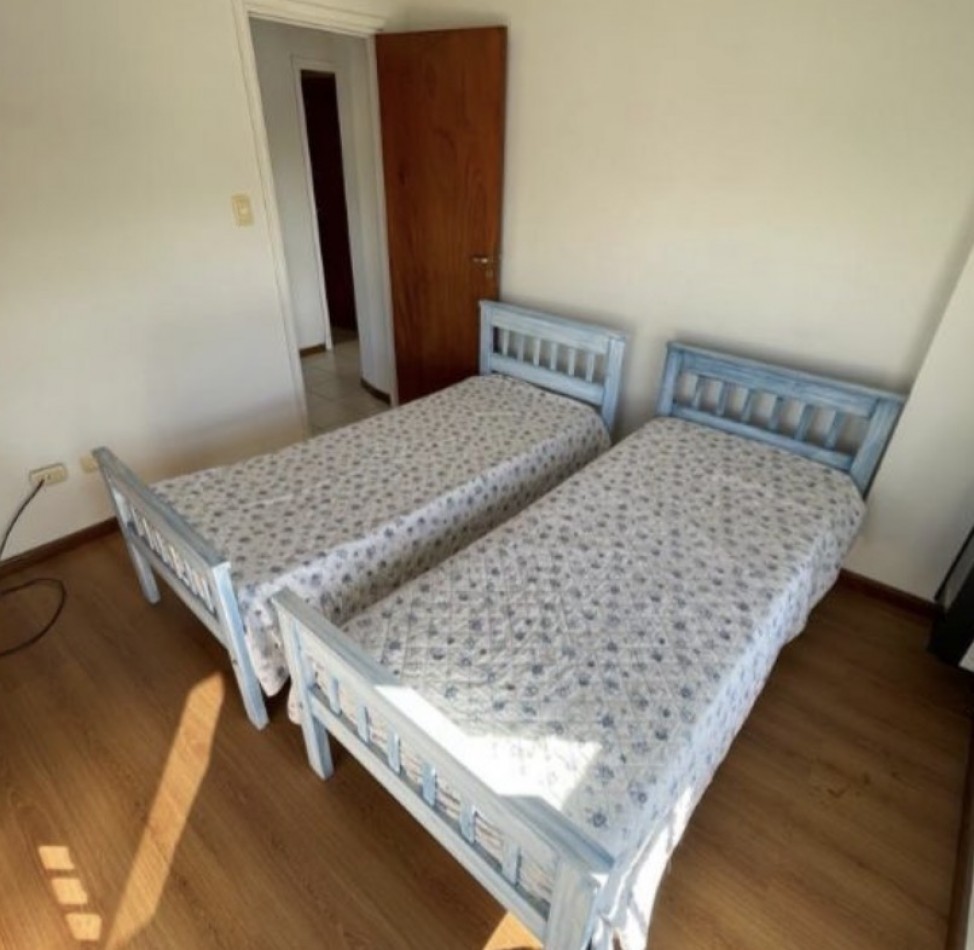 Departamento 4 ambientes con cochera 