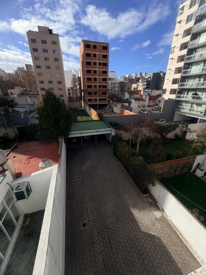 Departamento 4 ambientes con cochera zon Plaza Mitre