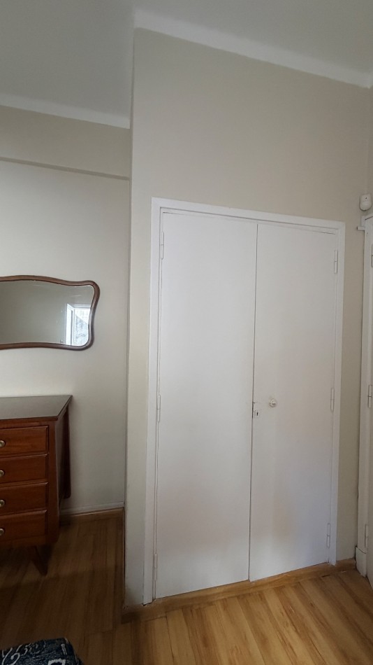 Departamento dos ambientes zona centro 