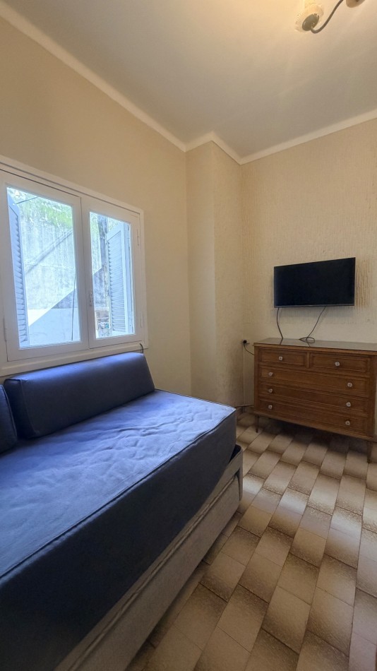 Departamento dos ambientes zona centro 