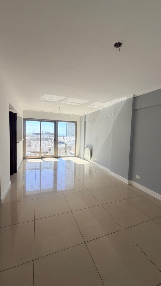 Departamento en venta tres ambientes con cochera 