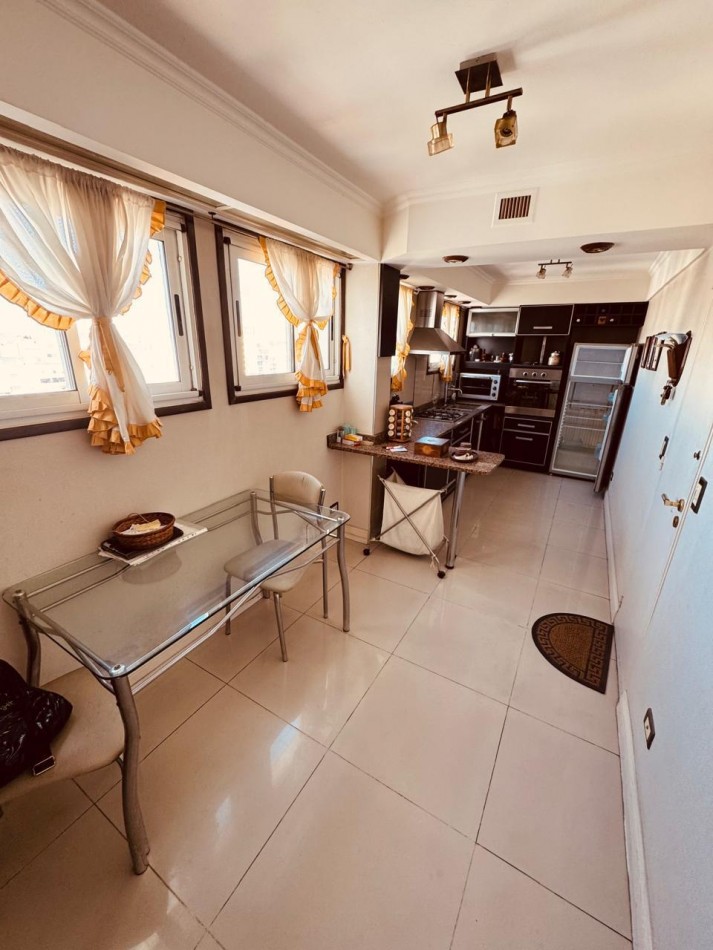 Departamento cuatro ambientes en alquiler 