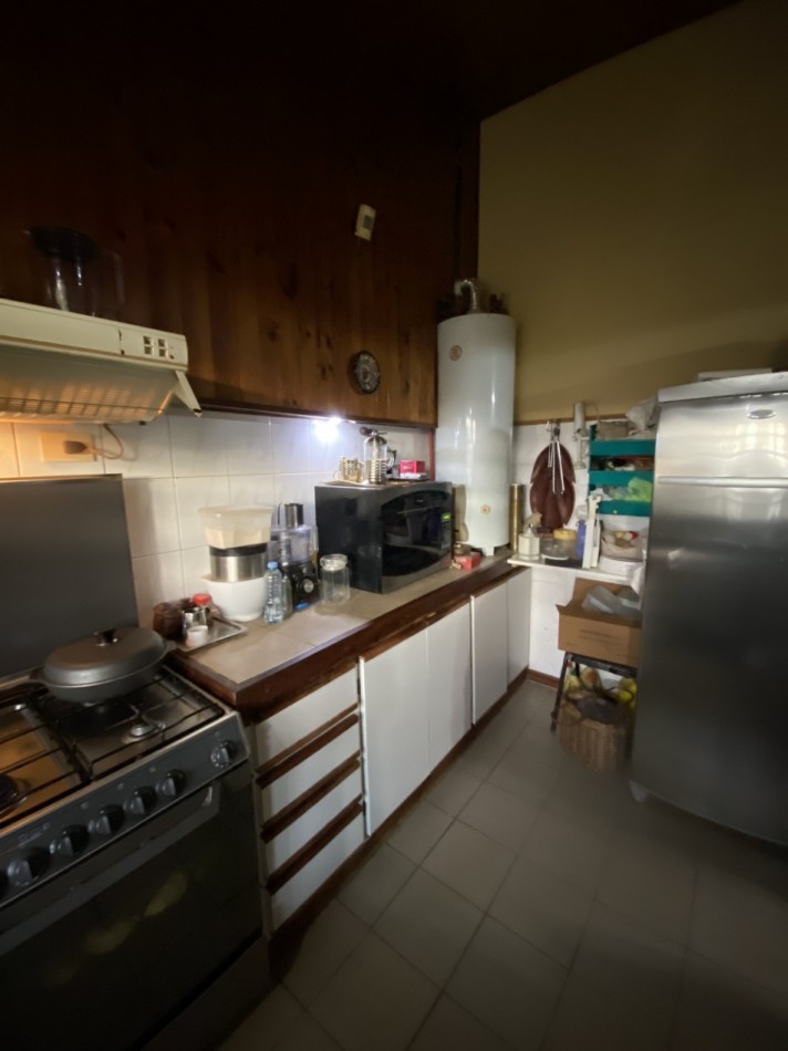 Venta dos casas en Block de dos y tres ambientes