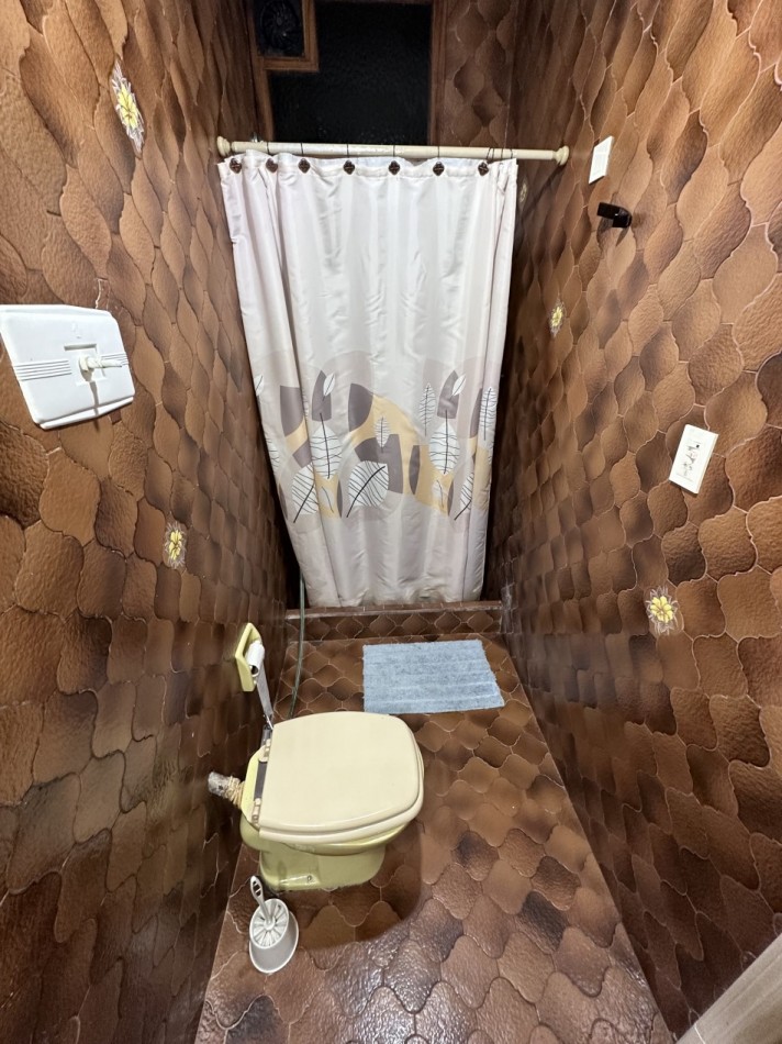 Venta dos casas en Block de dos y tres ambientes