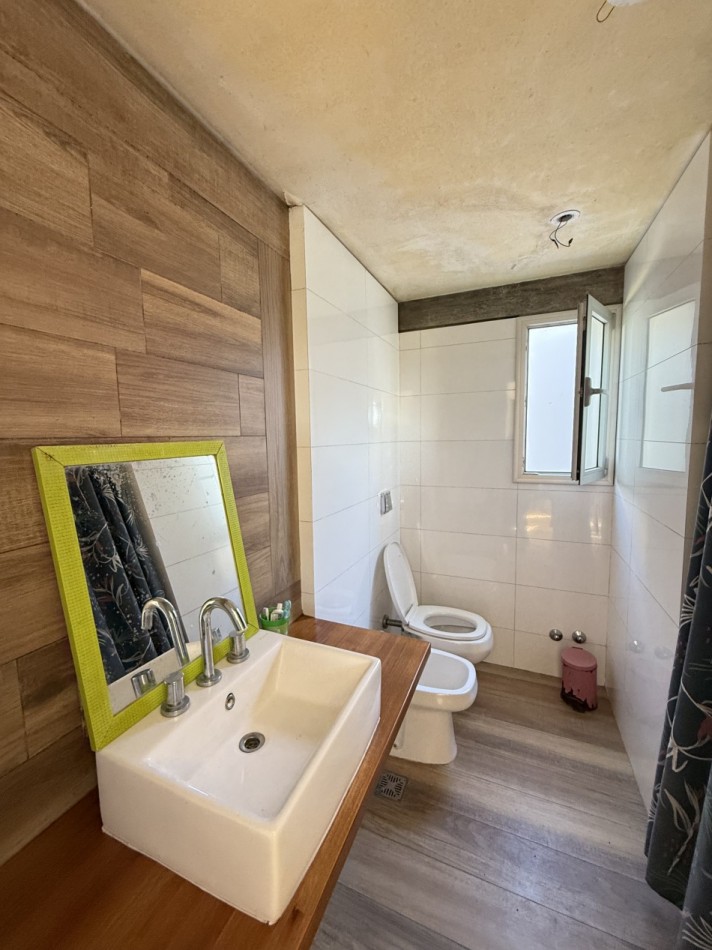 Casa 4 ambientes de corte moderno Reserva Golf de Acantilados