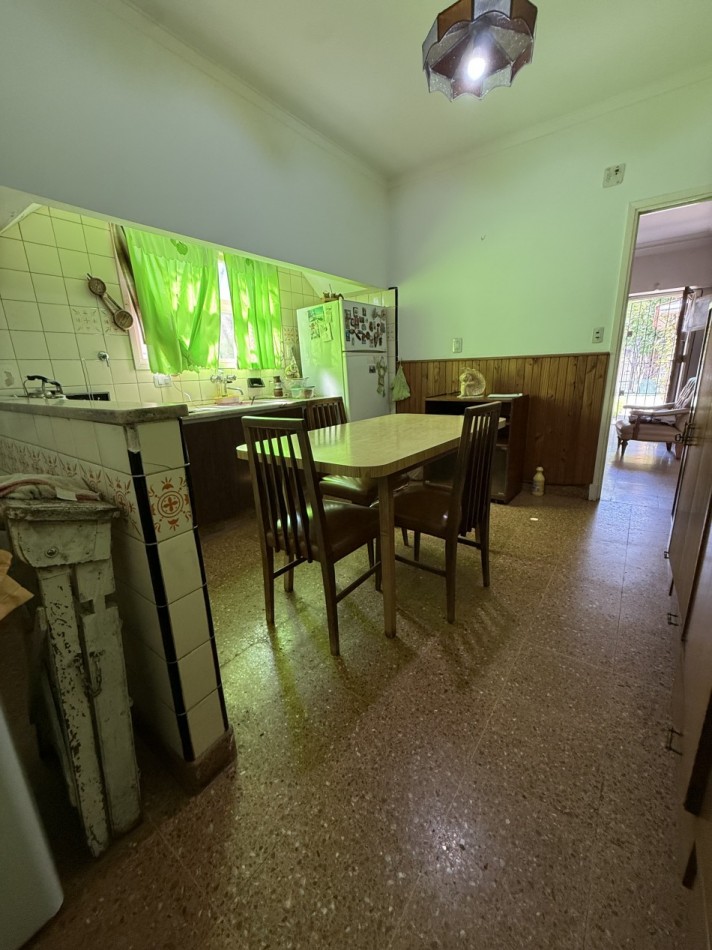 Casa en lote propio de tres ambientes 