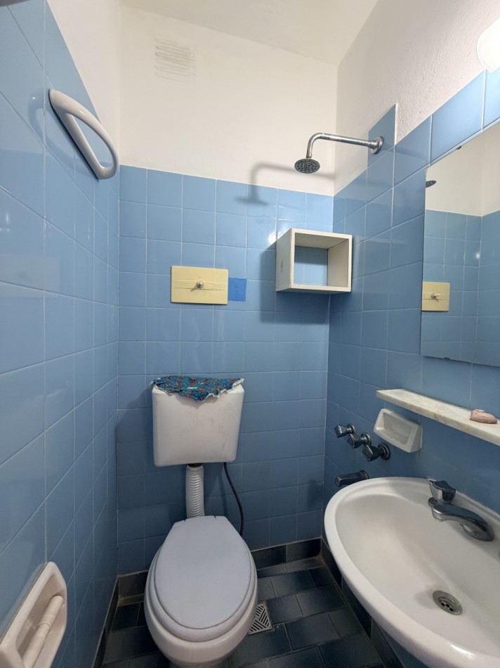 Departamento 4 ambientes para dependencias y cochera 