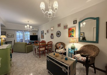 Venta departamento 4 ambientes con patio y cochera  