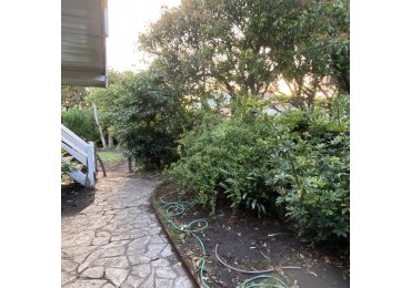 Venta dos casas en Block de dos y tres ambientes  